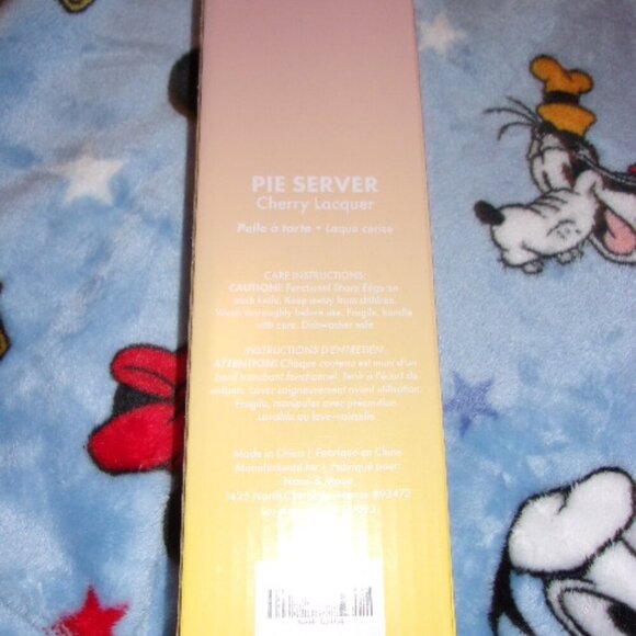 Noon & Moon Pie Server Cherry Lacquer stainless steel with ceramic handle New - Picture 4 of 4